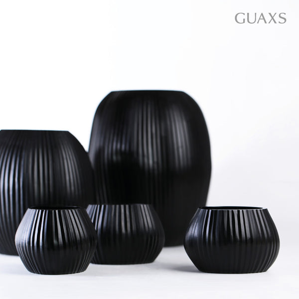 Nagga Black Family of vases